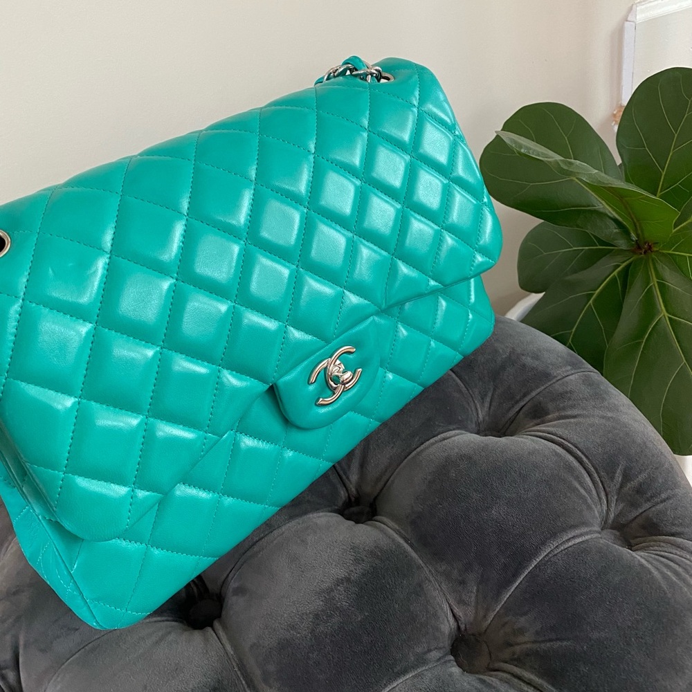 Chanel jumbo double flap - Picture 3 of 15